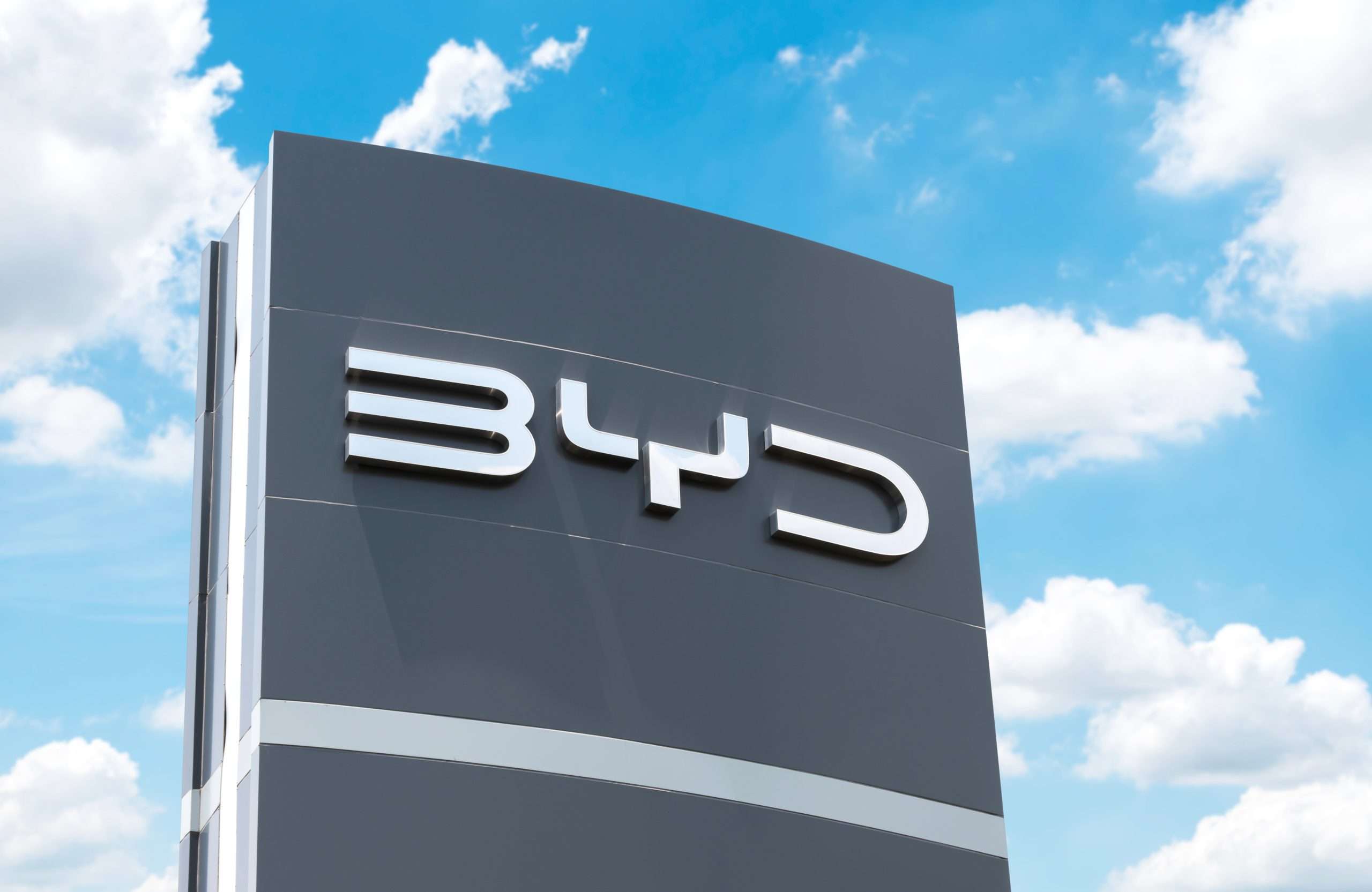 byd-anuncia-parceria-com-deepseek-para-integrar-ia-aos-seus-automoveis